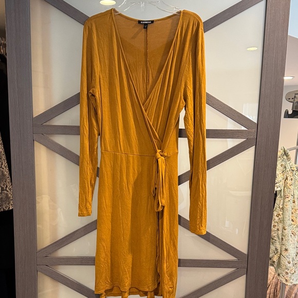 H&M Dresses & Skirts - H&M Lush Golden Long Sleeve Wrap Dress
